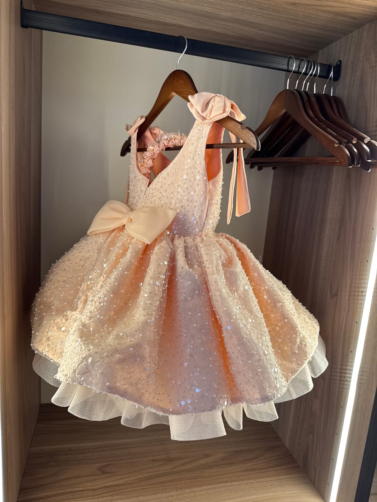 Vestido peach brillitos