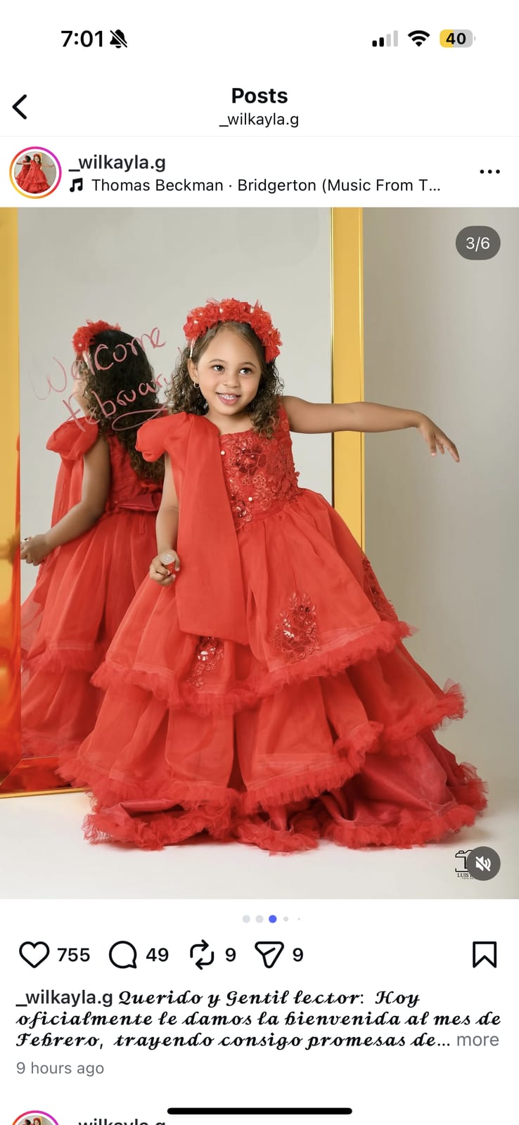 Vestido rojo capas grande