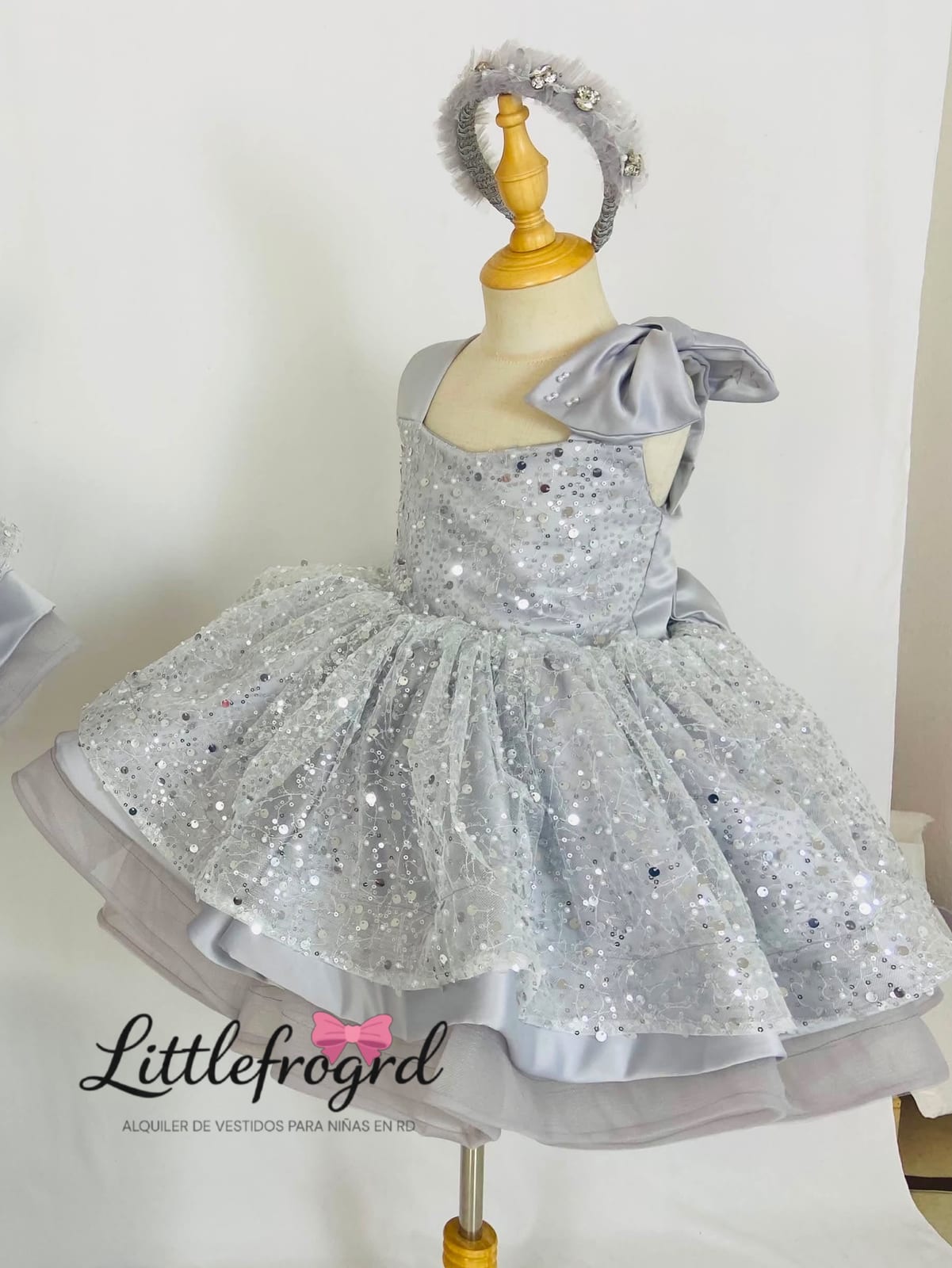 Vestido plateado 4-7