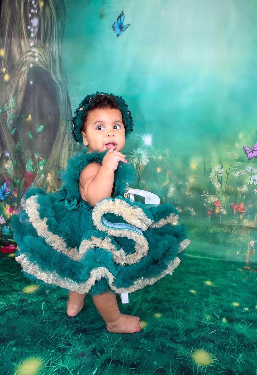 Vestido verde con dorado Ing cola desmontable